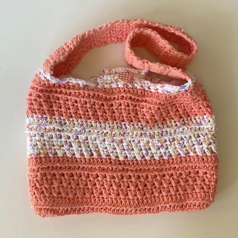 Vintage handmade crochet knit purse